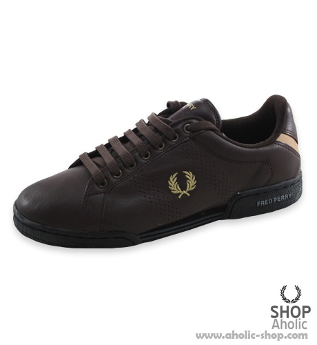 ͧ Fred Perry