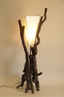俵駾-Floor Lamp